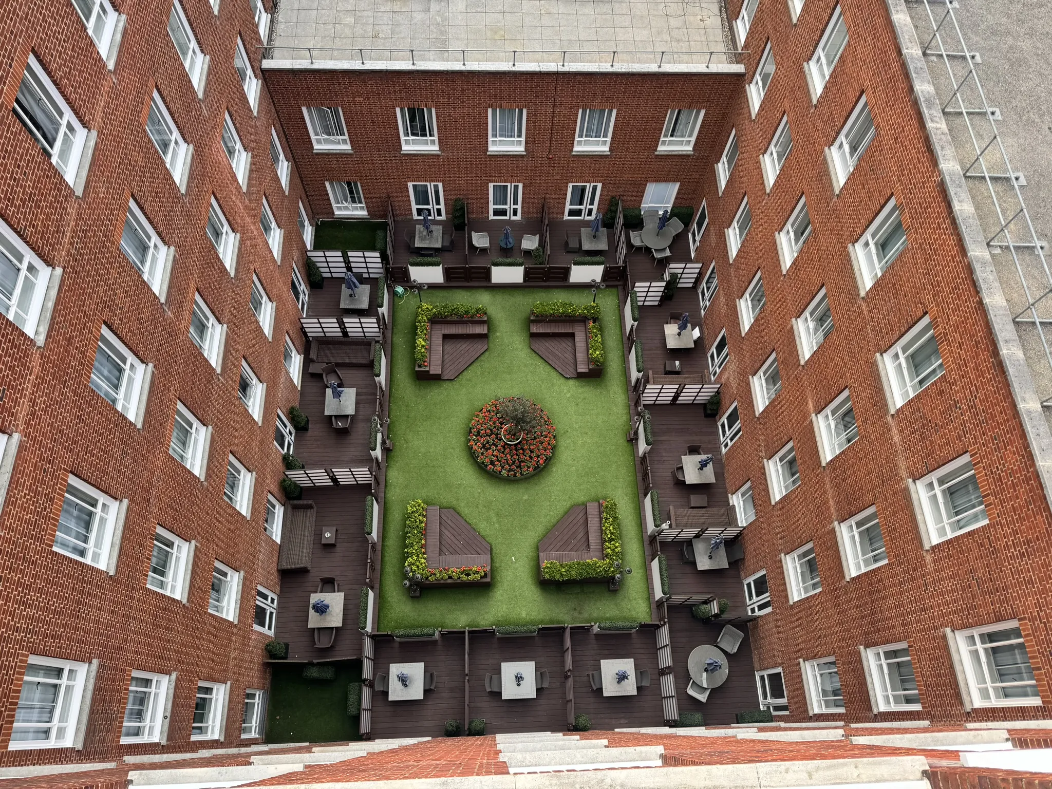 Building Survey, Hotel, Cardiff, Botley Byrne RICS surveyors