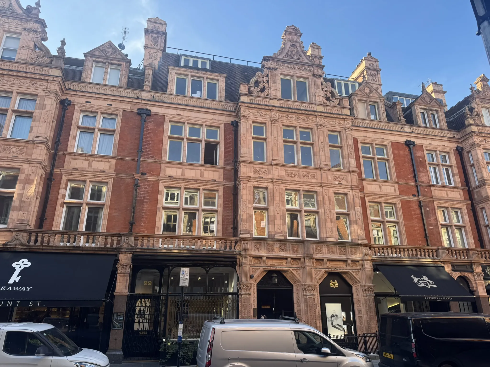 Building Survey, Retail, Mayfair W1, Botley Byrne RICS surveyors