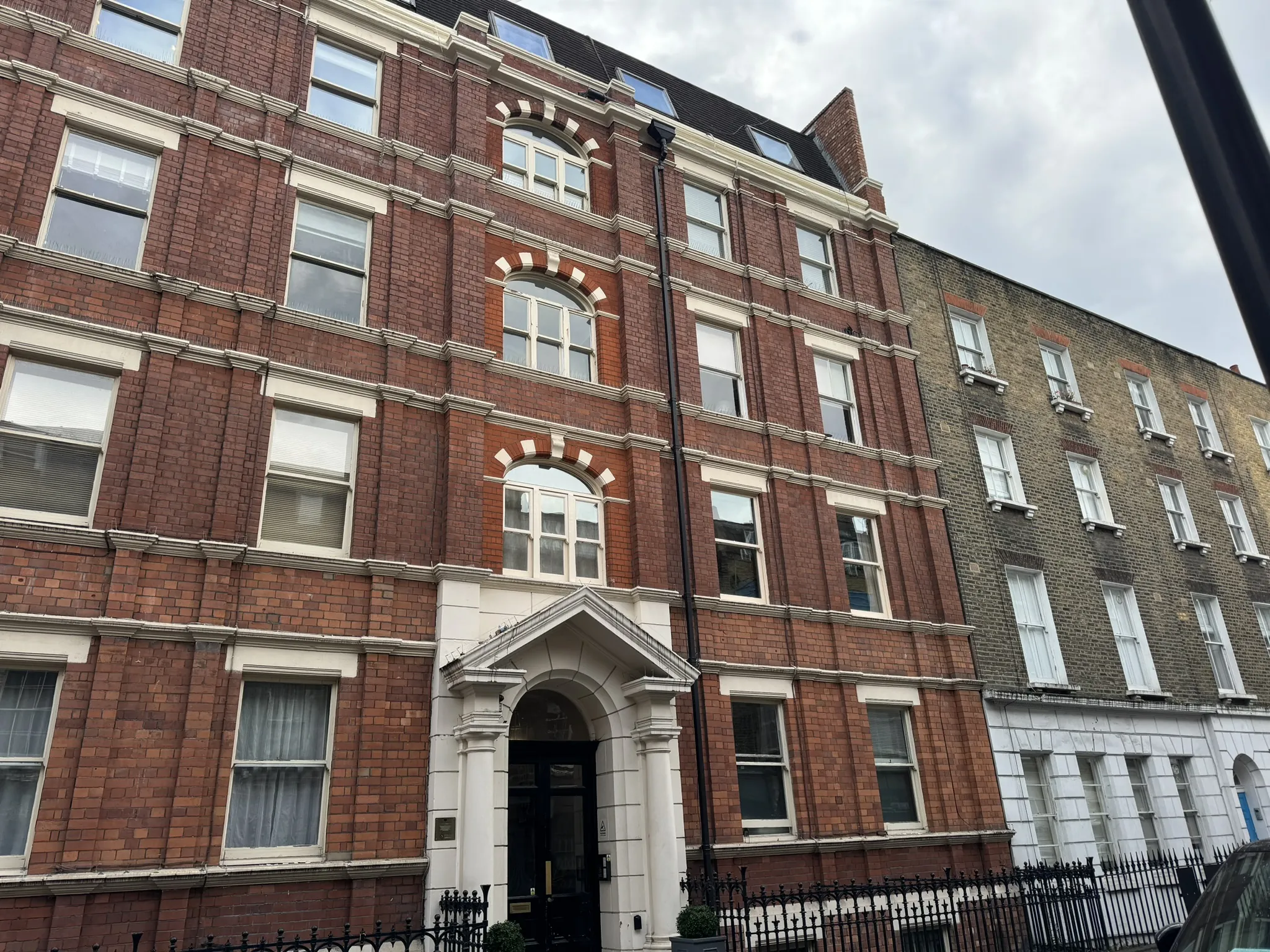 Property Advice, Central London, Botley Byrne RICS surveyors